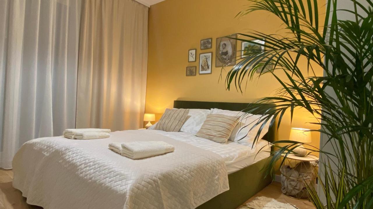 Green Park Apartament Przemyśl Εξωτερικό φωτογραφία