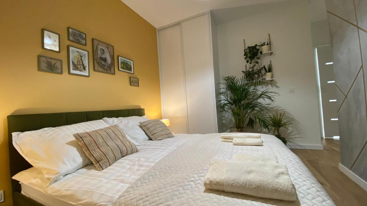 Green Park Apartament Przemyśl Εξωτερικό φωτογραφία