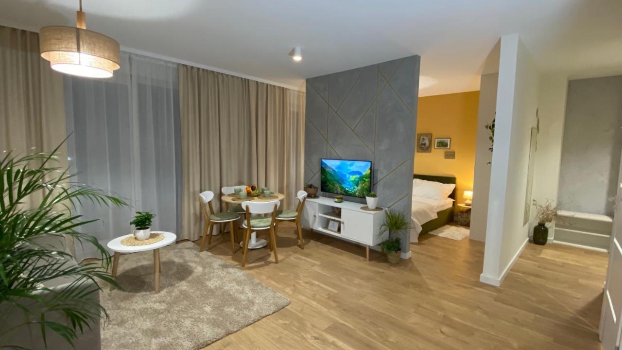 Green Park Apartament Przemyśl Εξωτερικό φωτογραφία